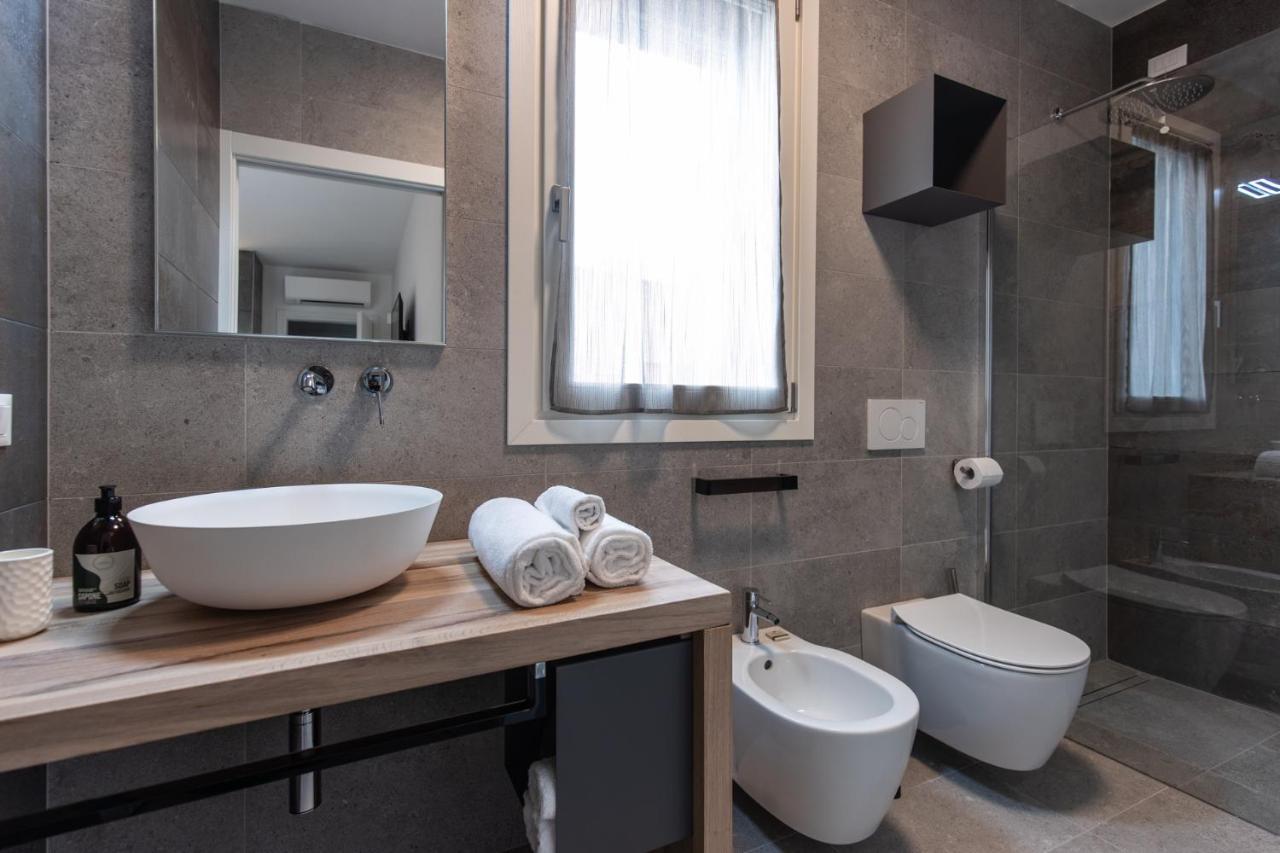 Sei Garda Apartments 페스키에라델가르다 외부 사진
