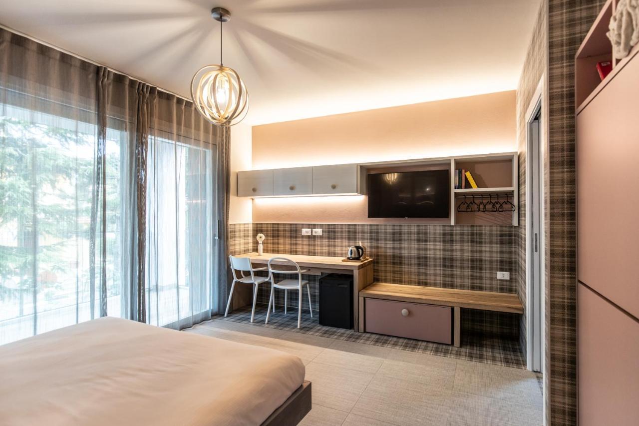 Sei Garda Apartments 페스키에라델가르다 외부 사진