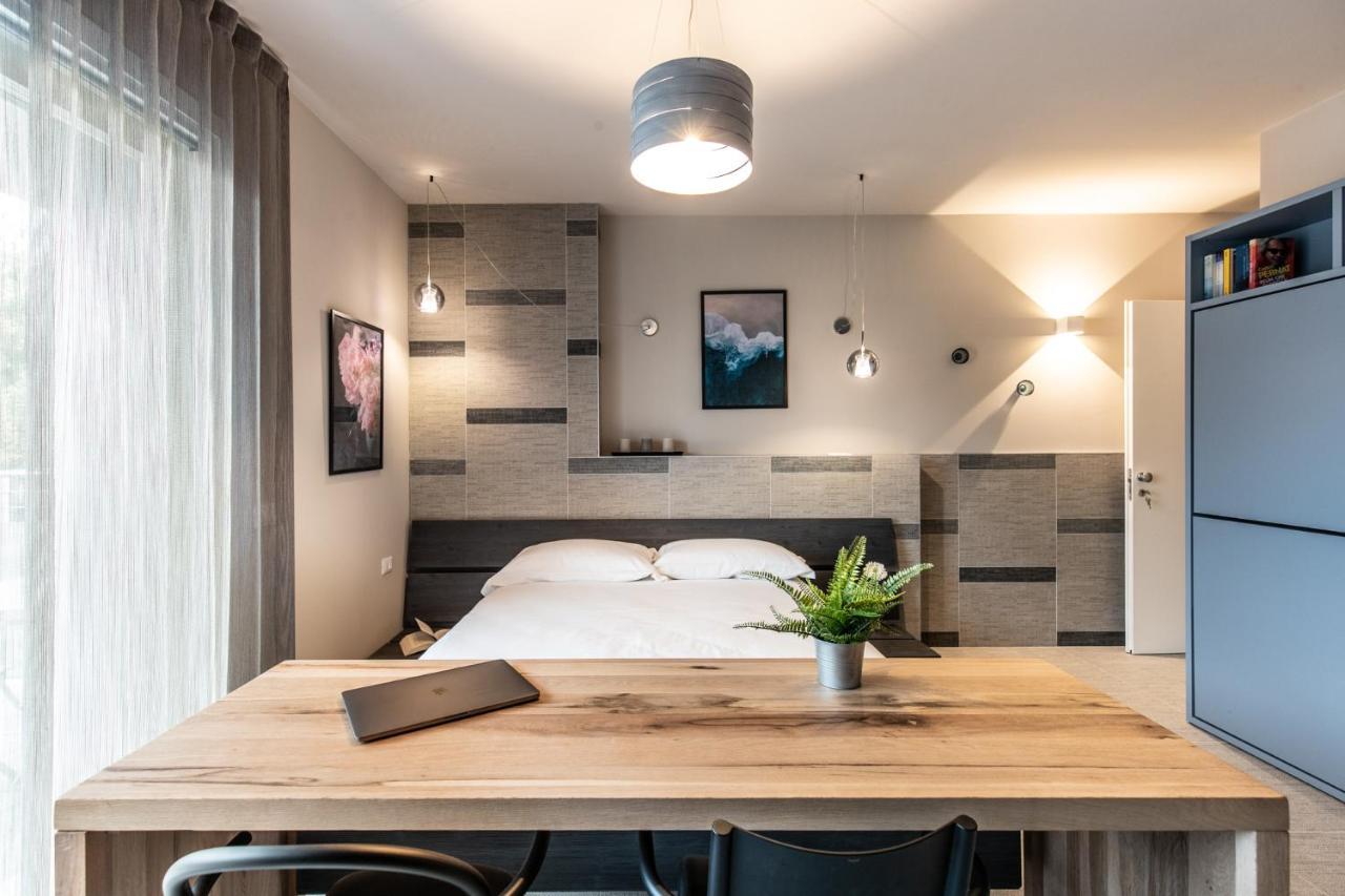 Sei Garda Apartments 페스키에라델가르다 외부 사진
