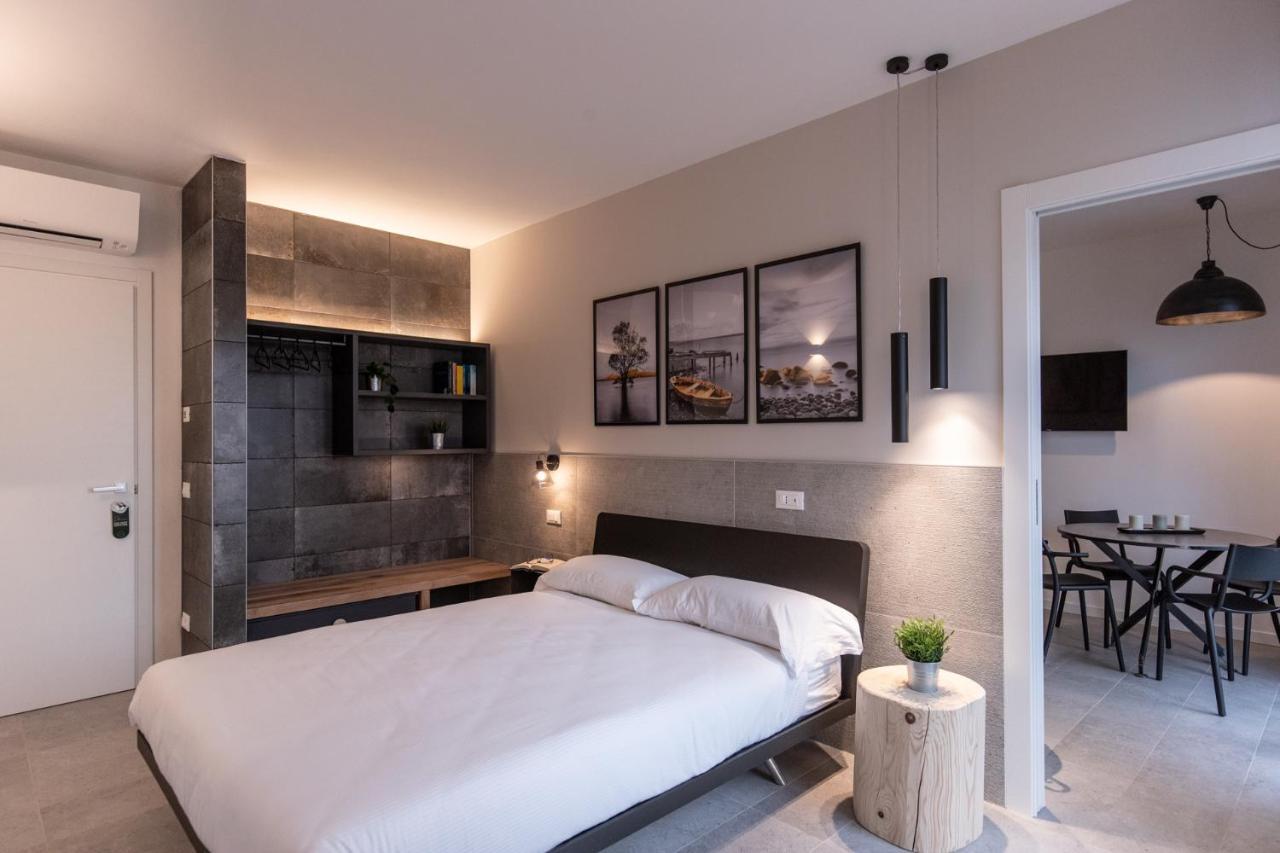 Sei Garda Apartments 페스키에라델가르다 외부 사진